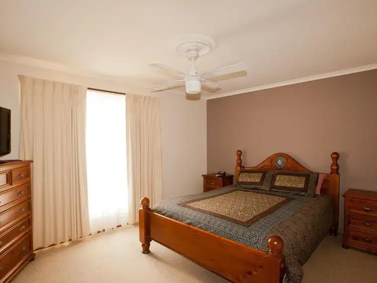 Sixth view of Homely unit listing, 2/19 O'Dea Crescent, Kangaroo Flat VIC 3555