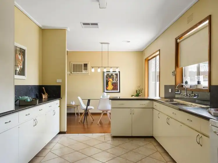 Fifth view of Homely house listing, 7 Mclachlan Street, Kangaroo Flat VIC 3555