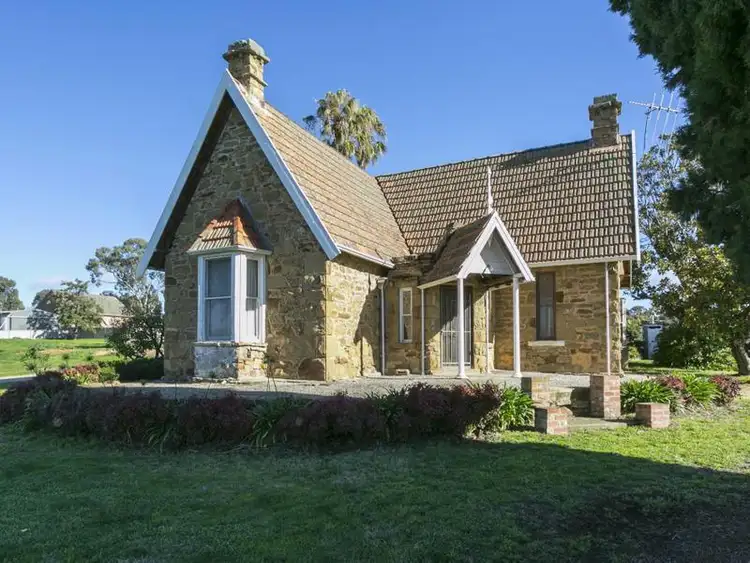 Main view of Homely house listing, 12 Weir Court, Kangaroo Flat VIC 3555