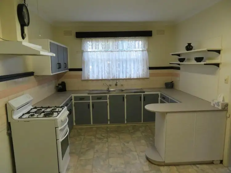 Sixth view of Homely house listing, 8 Mathrick Street, California Gully VIC 3556