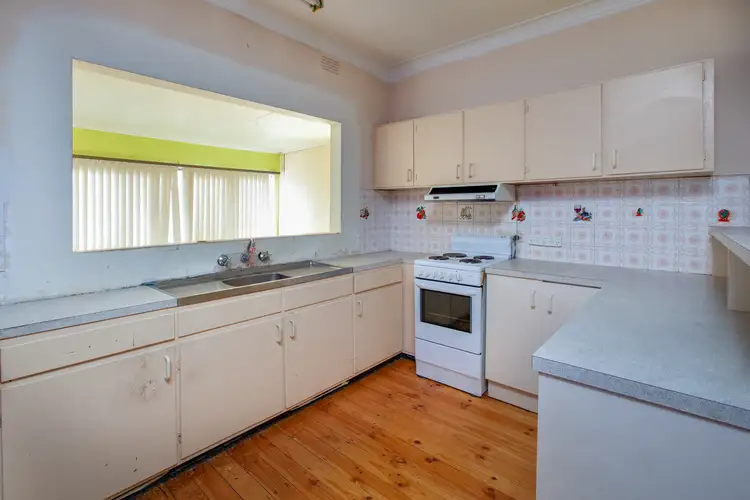Seventh view of Homely house listing, 18 Mulqueeney Street, Wodonga VIC 3690