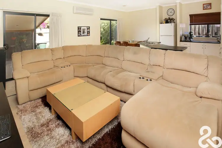 Fifth view of Homely house listing, 16 Xavier Way, South Morang VIC 3752