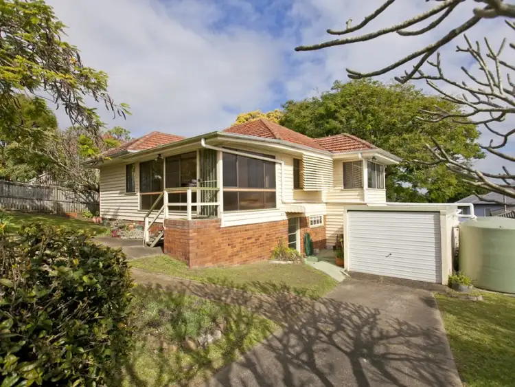 7 Patterson Street, Wynnum West QLD 4178