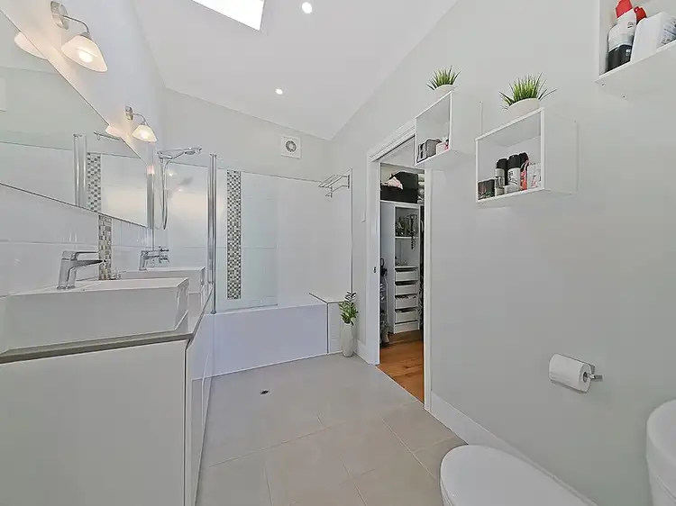Fifth view of Homely house listing, 34 Bellevue Parade, Lota QLD 4179