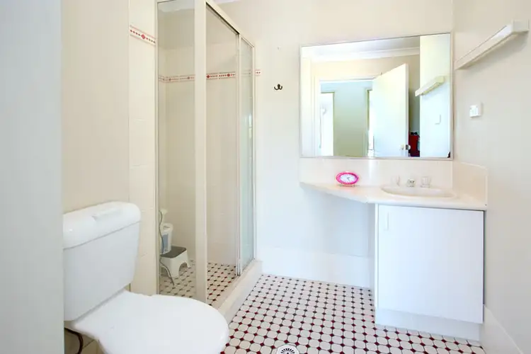 Seventh view of Homely unit listing, 5/90 Ernest Street, Manly QLD 4179