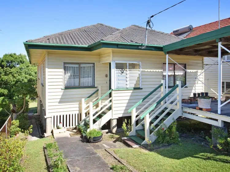 22 Manly Road, Manly QLD 4179