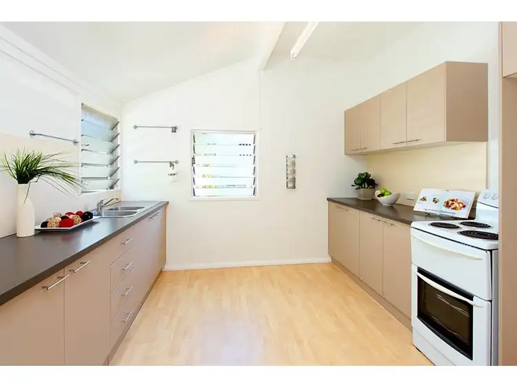 22 Coolana Street, Lota QLD 4179