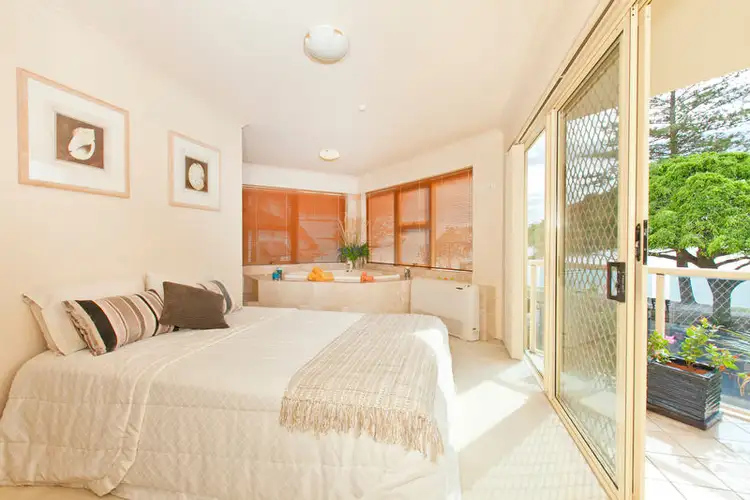 Fifth view of Homely unit listing, 1/61 Waterloo Esplanade, Wynnum QLD 4178