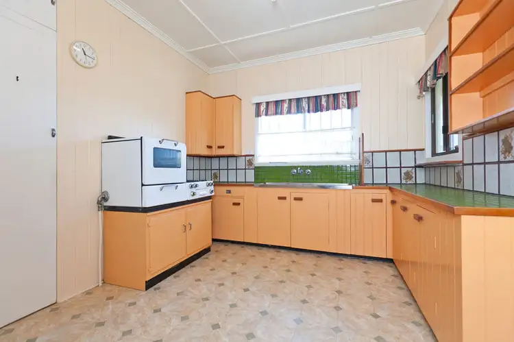 Second view of Homely house listing, 41 Violet Street, Wynnum QLD 4178