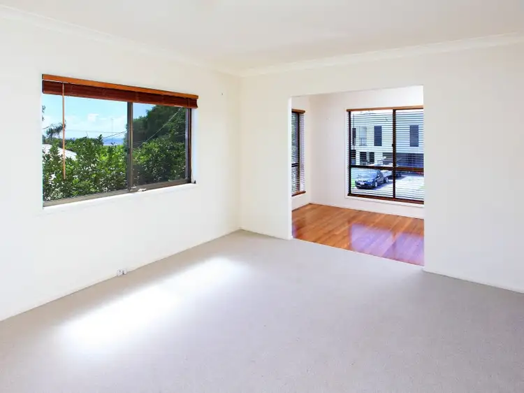 Second view of Homely house listing, 7 Warra Street, Wynnum QLD 4178