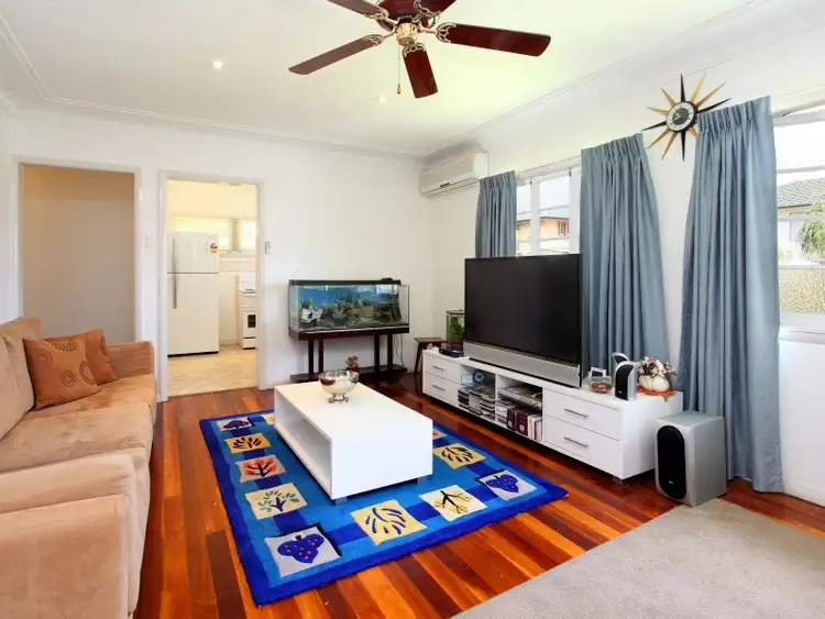 1860 Creek Road, Cannon Hill QLD 4170