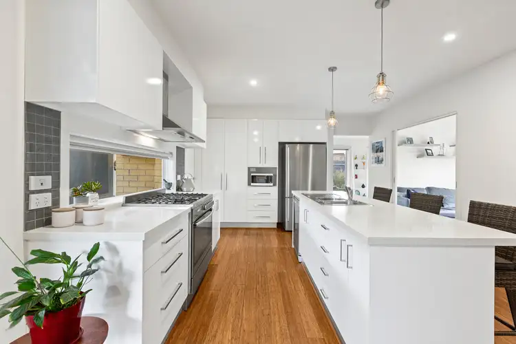 2 Ranch Court, Mornington VIC 3931