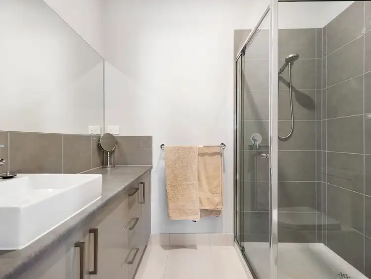 Sixth view of Homely unit listing, 4/100 Cadles Road, Carrum Downs VIC 3201