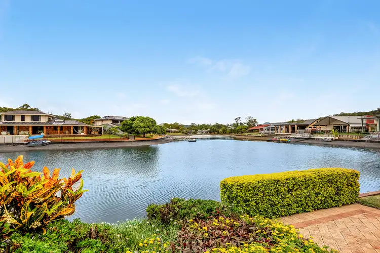 28 Mainsail Street, Currumbin Waters QLD 4223