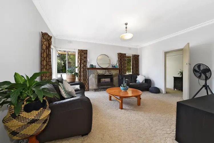 Second view of Homely house listing, 6 Hopetoun Avenue, Reservoir VIC 3073