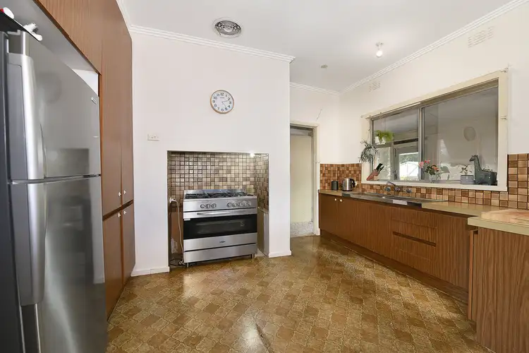 Third view of Homely house listing, 6 Hopetoun Avenue, Reservoir VIC 3073