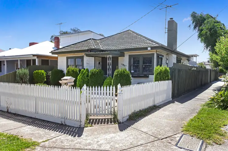 92 Suffolk Street, Maidstone VIC 3012