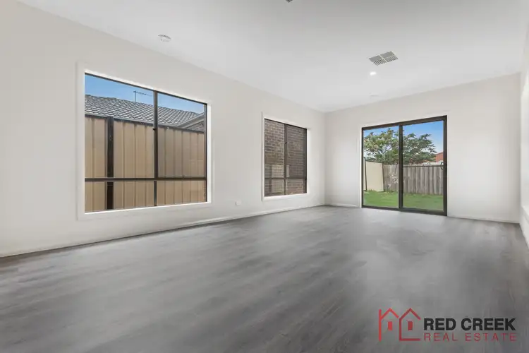 Third view of Homely house listing, 2/10 Marlo Drive, Harkness VIC 3337