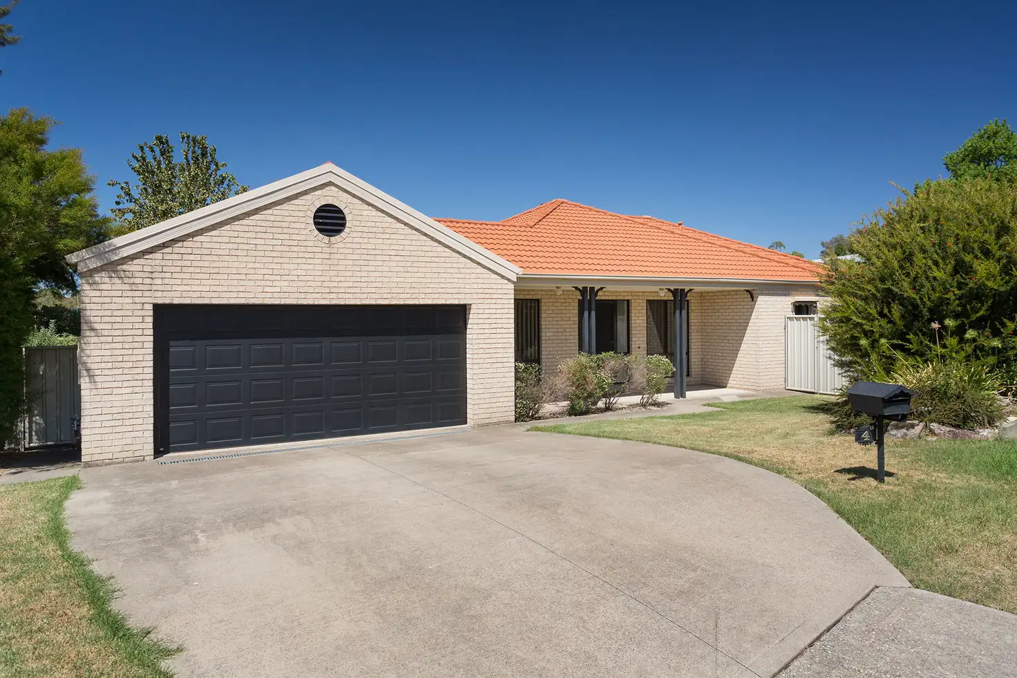 Main view of Homely house listing, 4 Sladen Court, Wodonga VIC 3690
