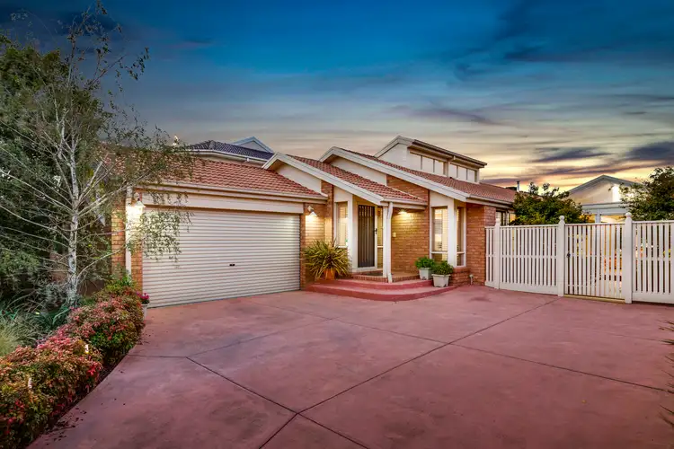 9 Kelland Avenue, Hillside VIC 3037