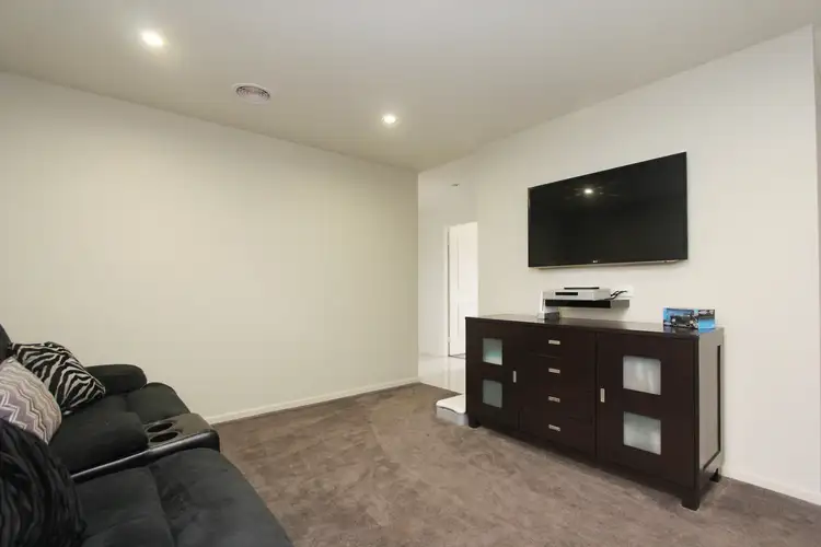 Third view of Homely house listing, 2 Hazelwood Place, Goulburn NSW 2580