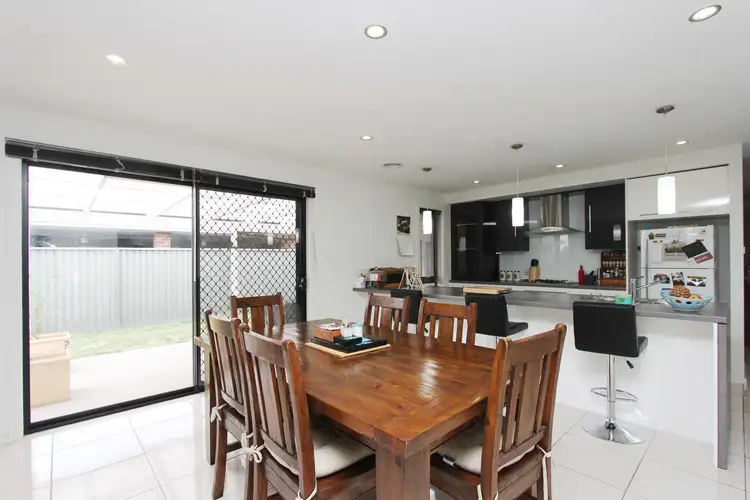 Fifth view of Homely house listing, 2 Hazelwood Place, Goulburn NSW 2580