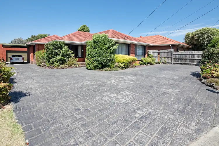 8 Dale Court, Dandenong North VIC 3175