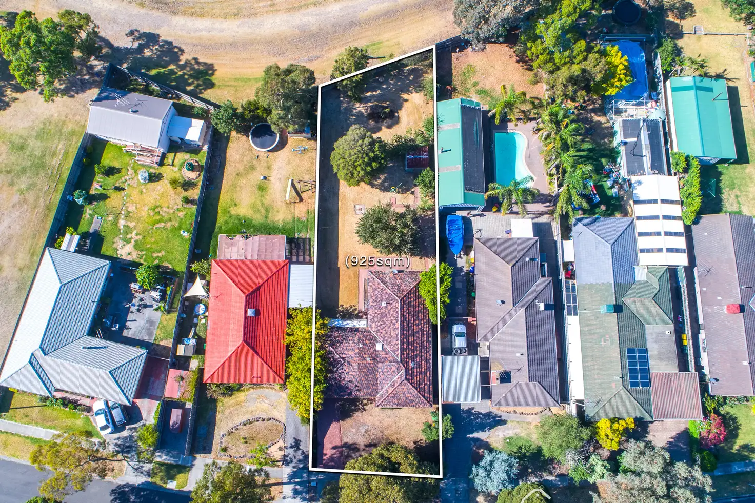 Main view of Homely house listing, 33 Quarrion Drive, Carrum Downs VIC 3201