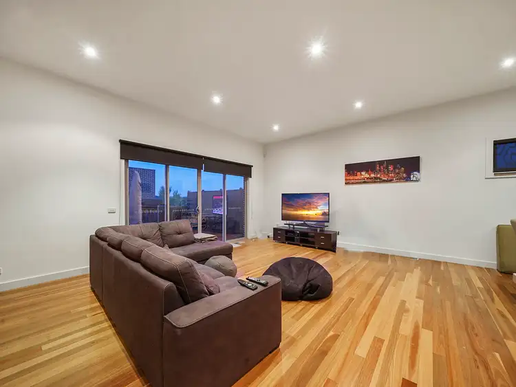 Fifth view of Homely house listing, 4/4 Buchanan Road, Berwick VIC 3806