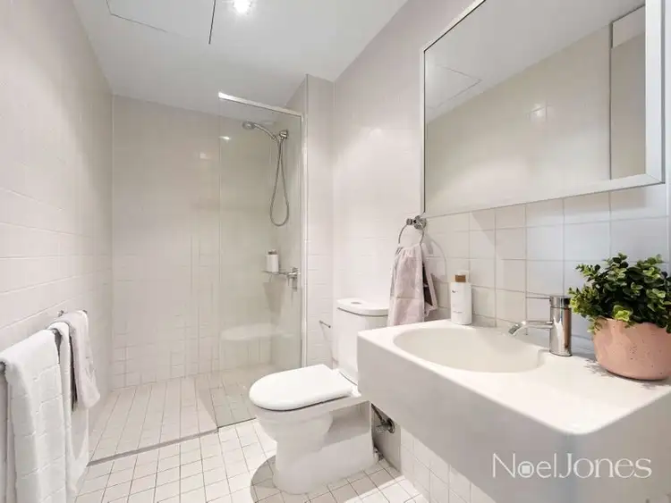 Fifth view of Homely apartment listing, 1102/377 Burwood Road, Hawthorn VIC 3122