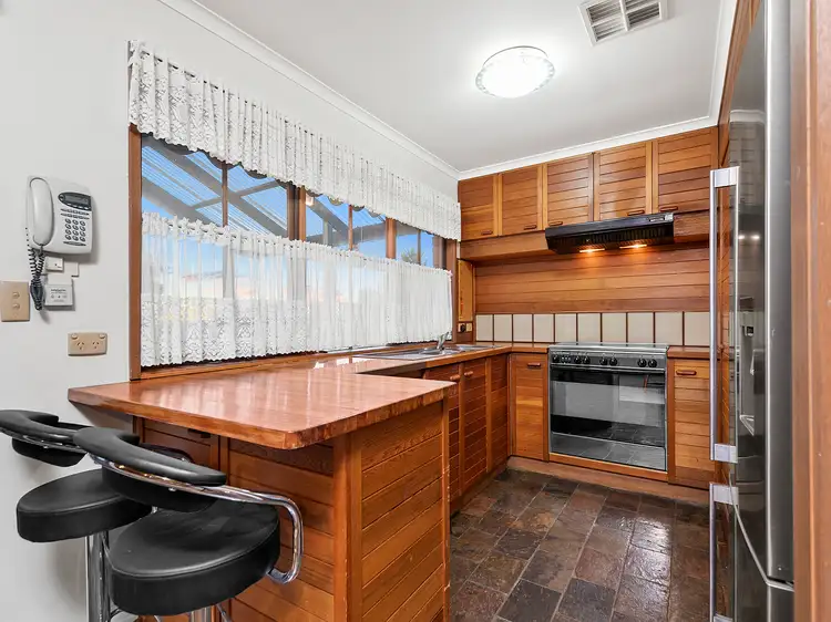 Third view of Homely house listing, 7 Johnson Place, Endeavour Hills VIC 3802