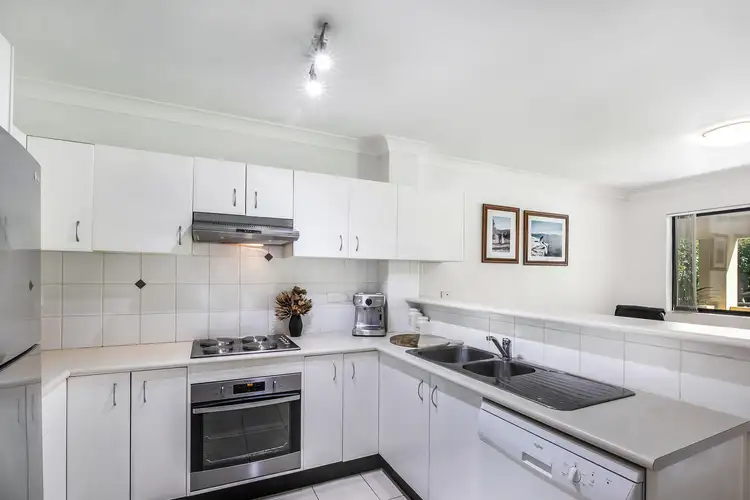 Third view of Homely apartment listing, 10/104-112 Glencoe Street, Sutherland NSW 2232