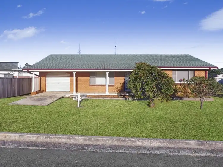 12 Malin Road, Oak Flats NSW 2529