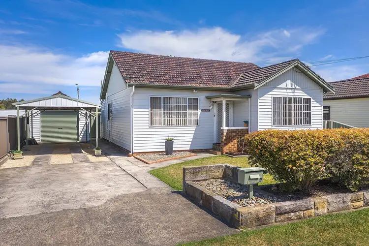 13 Addison Avenue, Lake Illawarra NSW 2528