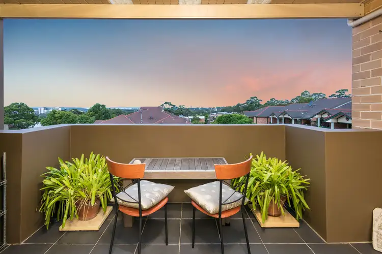 Main view of Homely unit listing, 505/296-300 Kingsway, Caringbah NSW 2229