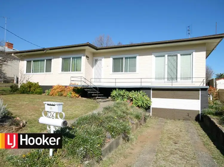 26 May Street, Inverell NSW 2360