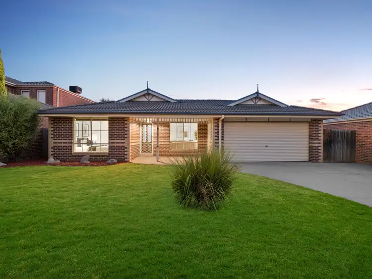 97 Robinswood Parade, Narre Warren South VIC 3805