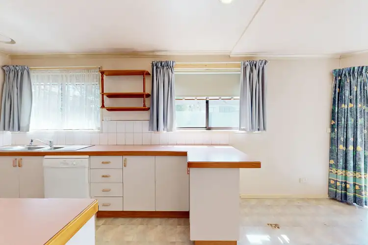 Sixth view of Homely house listing, 11 Burnet Place, Traralgon VIC 3844