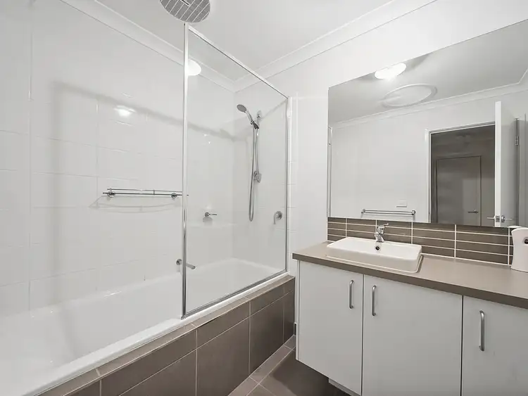 Third view of Homely house listing, 10 Kosciuszko Circuit, Clyde VIC 3978