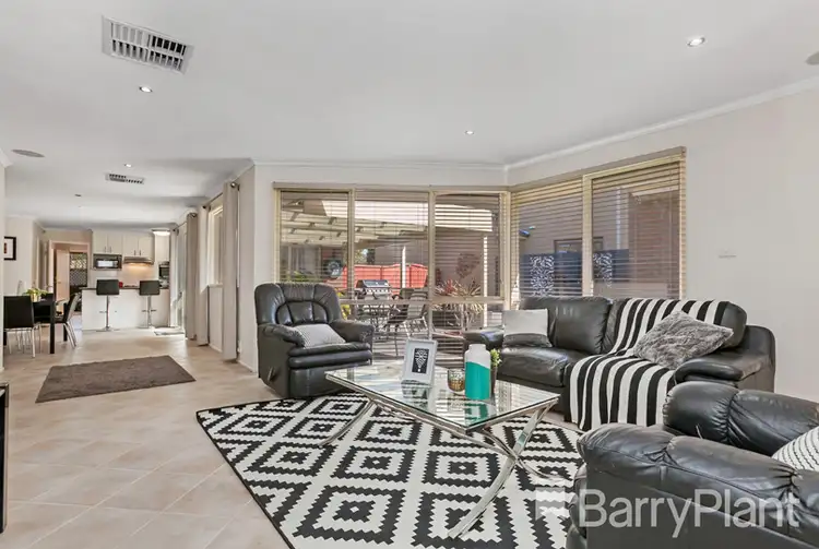 Fifth view of Homely house listing, 6 Lilac Court, Mill Park VIC 3082