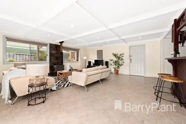 Fifth view of Homely house listing, 2 Stradella Close, Mill Park VIC 3082