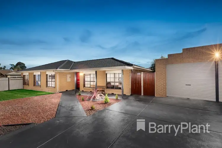 7 Giles Court, Mill Park VIC 3082