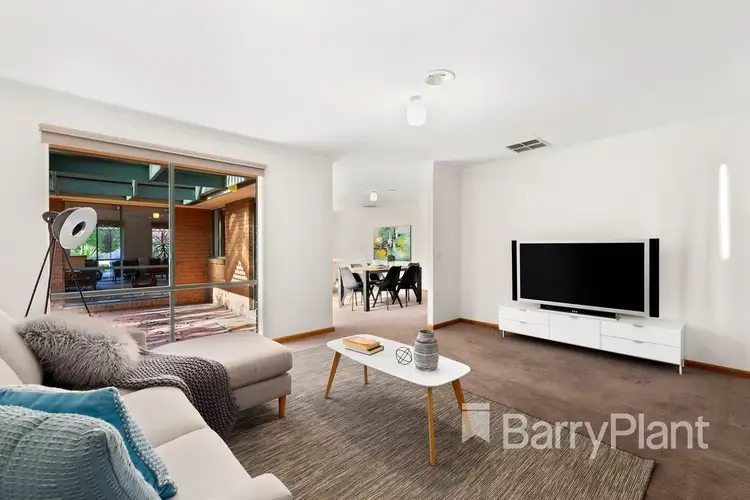 Fifth view of Homely house listing, 9 Warren Close, Mill Park VIC 3082