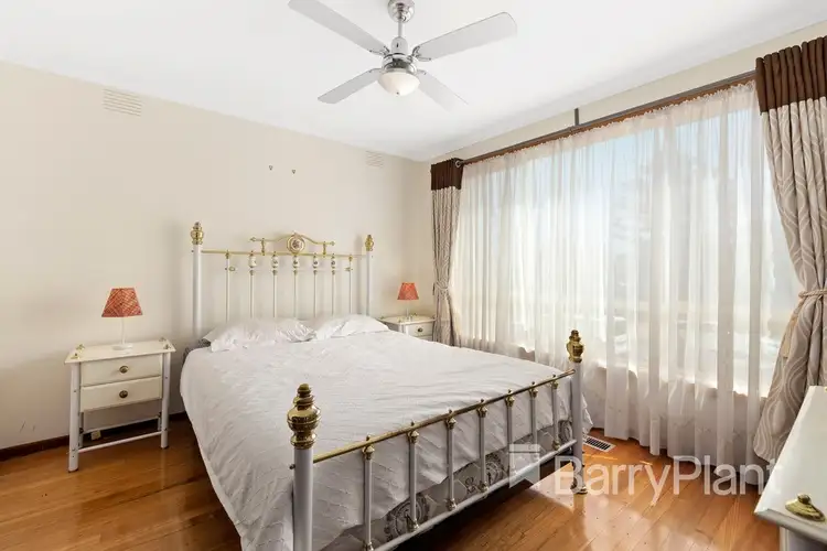 Fifth view of Homely house listing, 6 Heysen Court, Mill Park VIC 3082