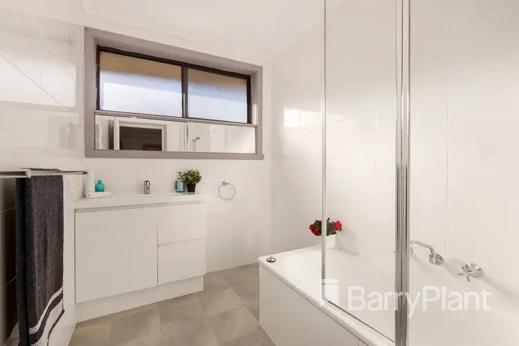 Sixth view of Homely house listing, 17 Hope Court, Mill Park VIC 3082