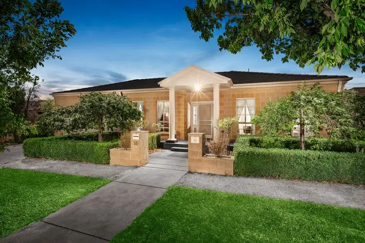 15 Sturrock Court, Mill Park VIC 3082
