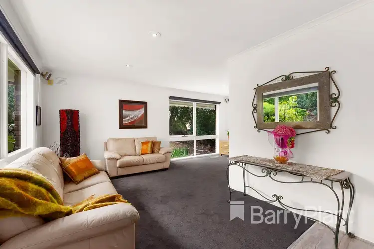 Fifth view of Homely house listing, 2 Doubell Court, Mill Park VIC 3082