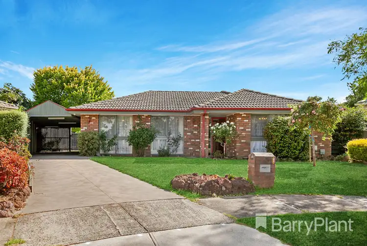 7 Eaglet Court, Mill Park VIC 3082