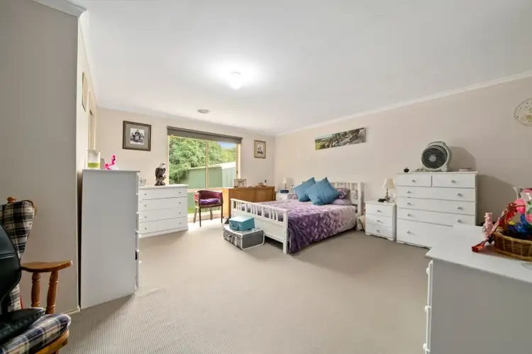 Second view of Homely house listing, 10 Jacqueline Place, Pakenham VIC 3810