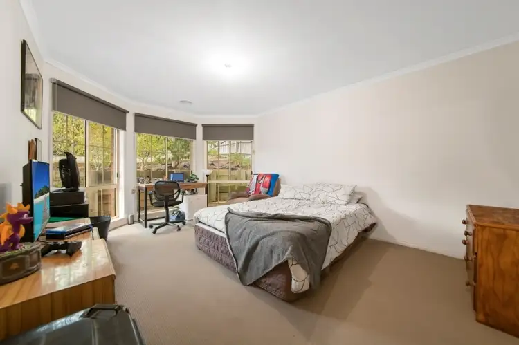 Fourth view of Homely house listing, 10 Jacqueline Place, Pakenham VIC 3810